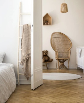 Peacock chair, czyli rattanowy fotel w kształcie pawiego ogona