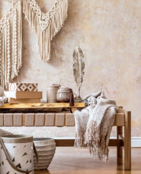 Styl kolonialny – aranżacja salonu dla kochających podróże