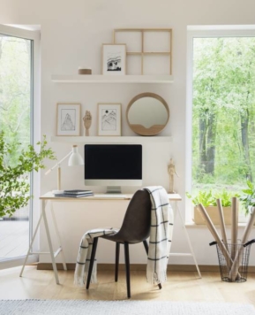 Parapet w salonie lub w sypialni – poznaj pomysły na jego aranżację