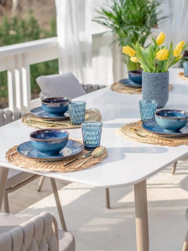 Aranżacje nowoczesnego tarasu – pomysł na taras przed domem