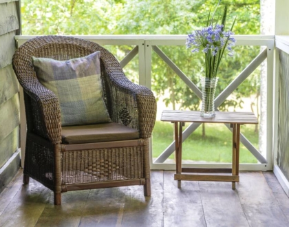 Najlepsze fotele ogrodowe na balkon i na taras ‒ bądź królową w swoim ogrodzie